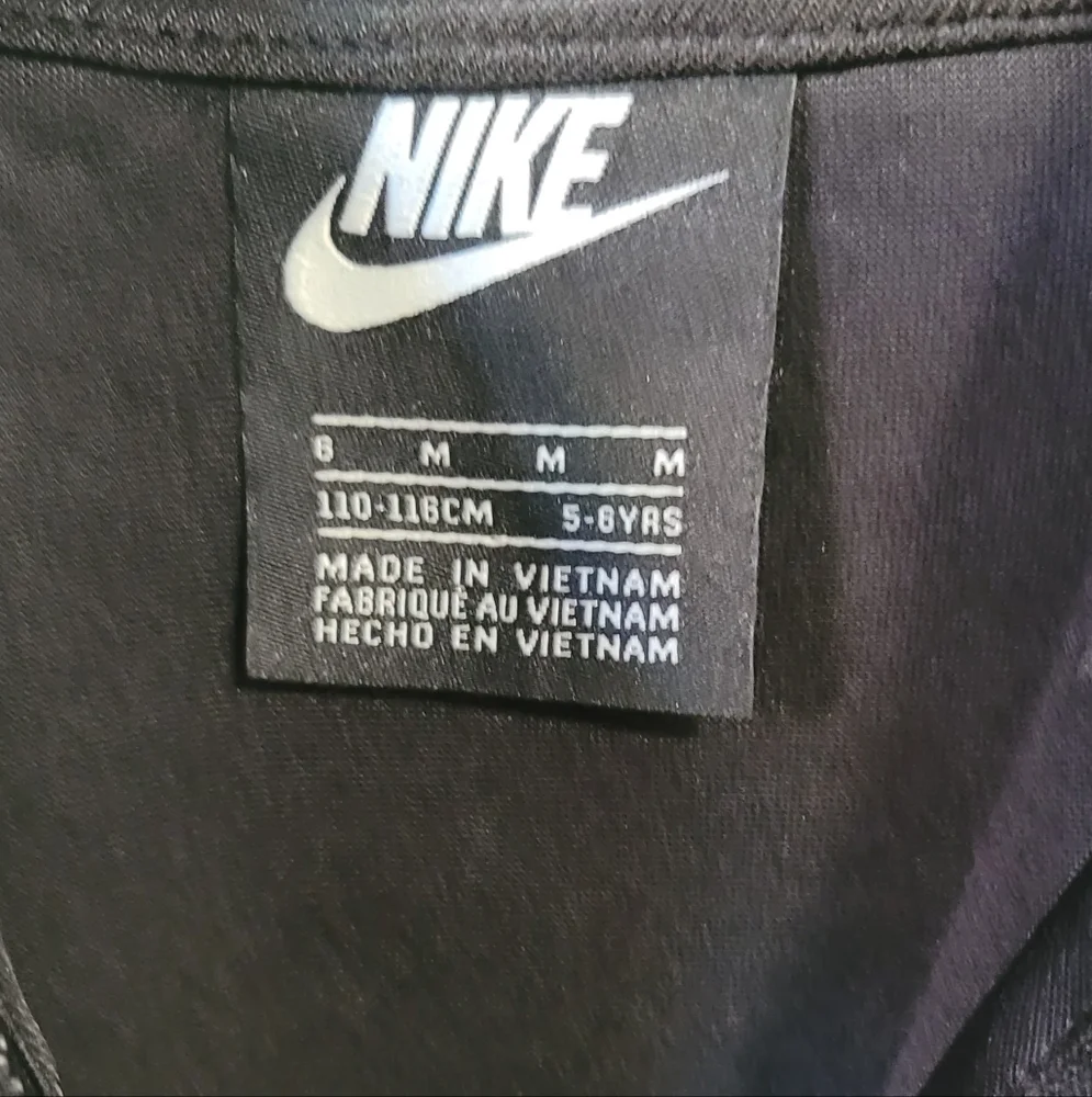 Nike Kids Black Jacket and Pants Set - Picture 3 of 5